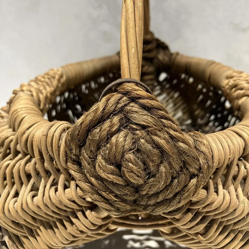 Vintage Woven Buttocks/Butt Basket Primitive Folk Art Rustic Egg Gathering Boho